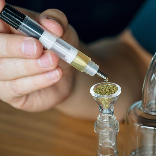Klik Cannabis Oil Dosing Applicator and Dispenser Canada